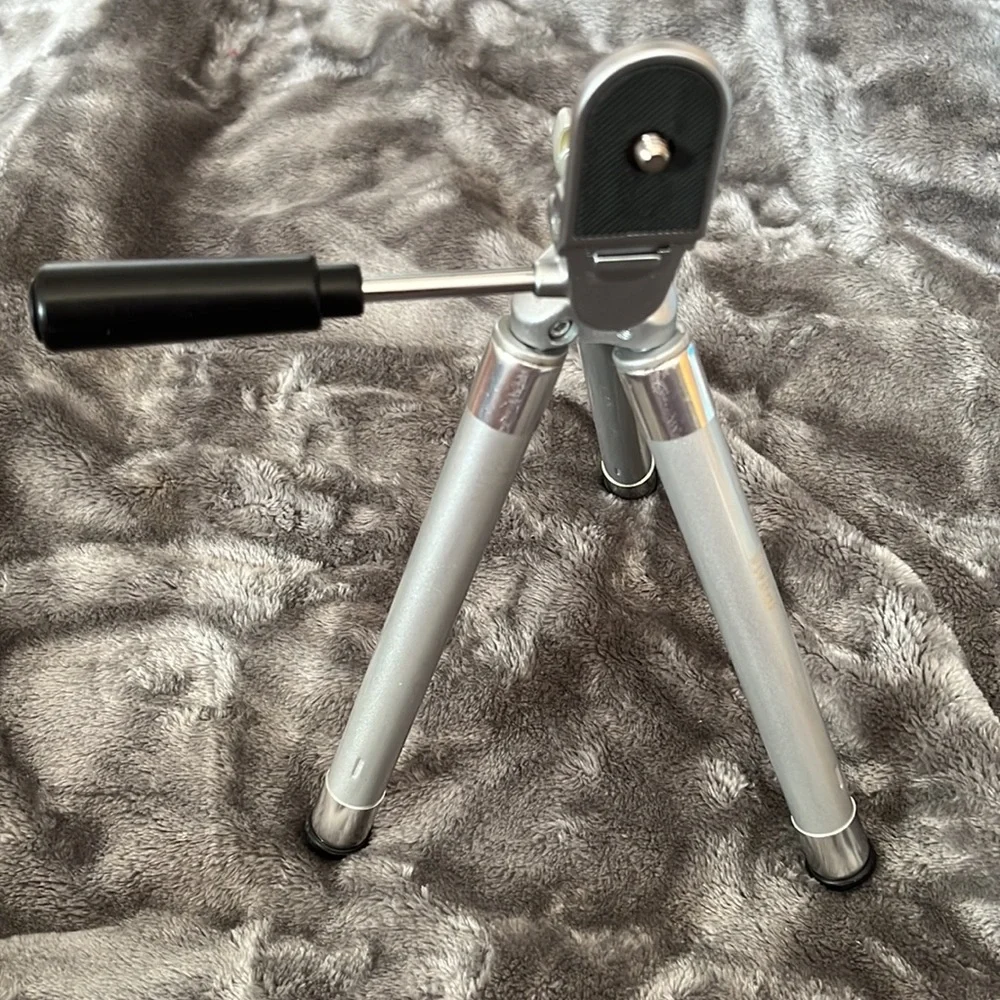 Vivitar Tripod